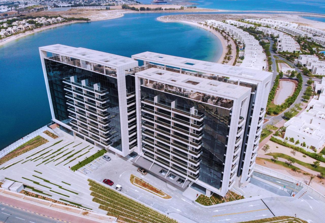 Live Here, Enjoy Waters Of Arabian Gulf Ras al-Khaimah Exterior foto