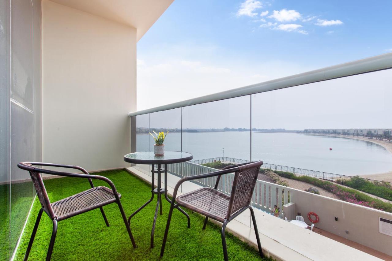 Live Here, Enjoy Waters Of Arabian Gulf Ras al-Khaimah Exterior foto